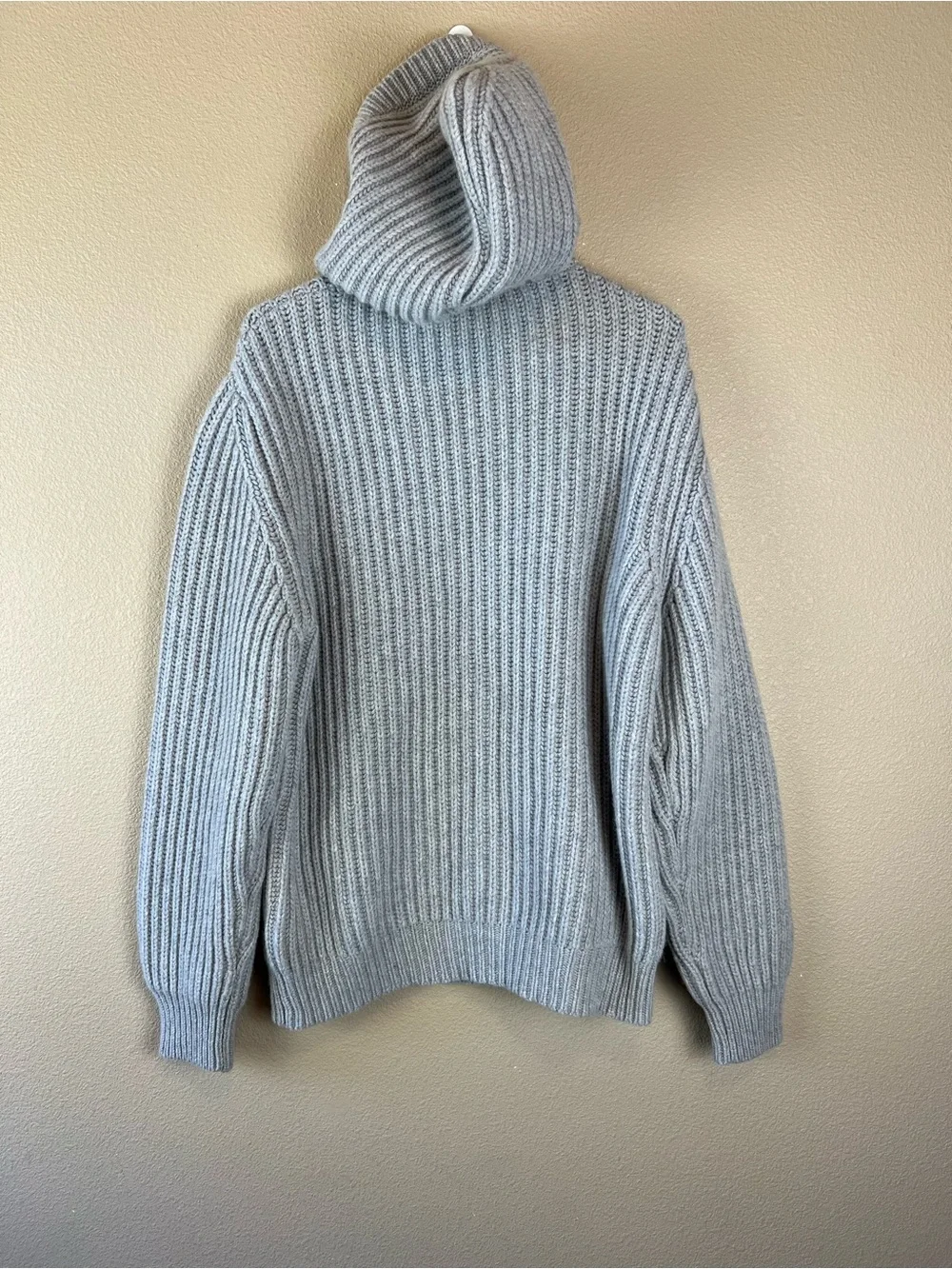 Wolf vs Goat Wool Chunky Pullover Hoodie Sweater Grey